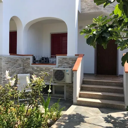 Apartment In Andreina *